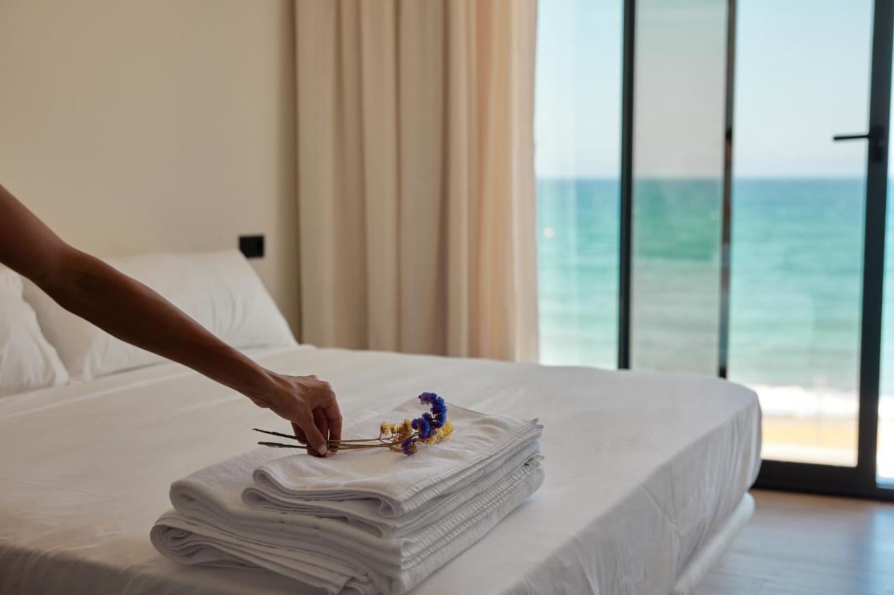 Ancon Suites Карбонерас Экстерьер фото
