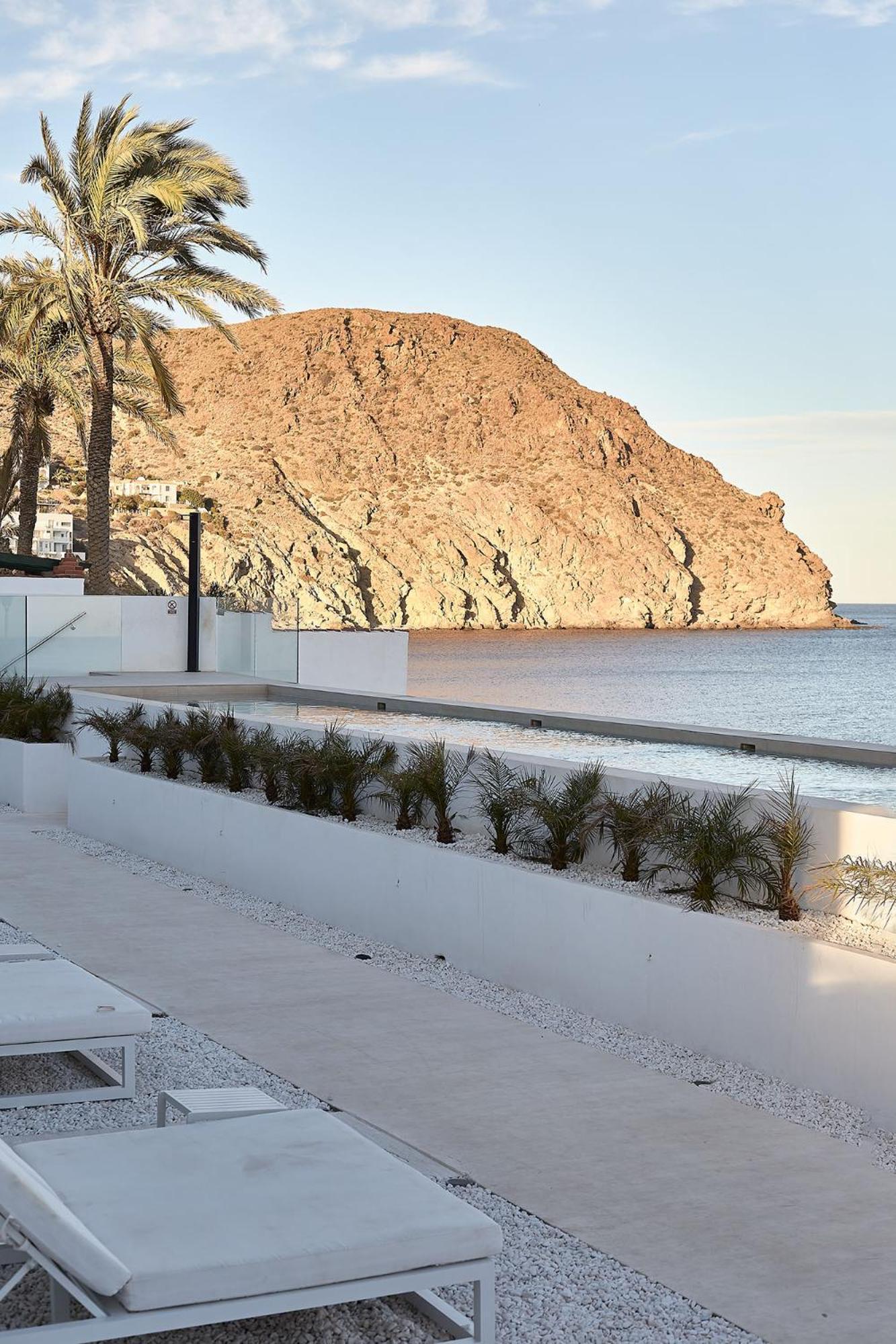 Ancon Suites Карбонерас Экстерьер фото